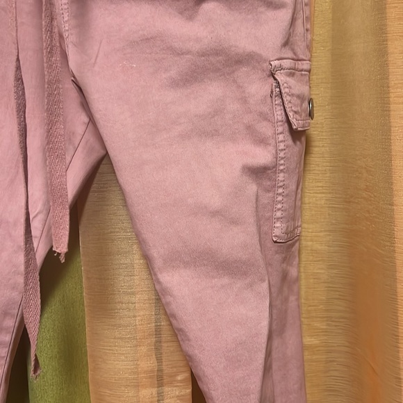 pink cargo pants - Picture 2 of 3